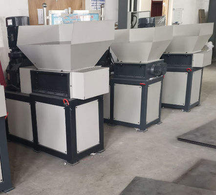 ISO9001 보조 기계 3kW 금속 폐기물 쇄석기 기계 300kg/H