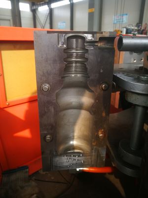 250ml 45 스틸 물병 금형 중공 성형 CNC 세척