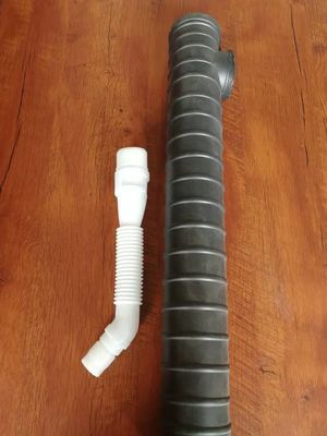 Dia 65mm 물결 모양 관 기계 380V 회전하는 중공 성형 3.6*1.3*2.1m