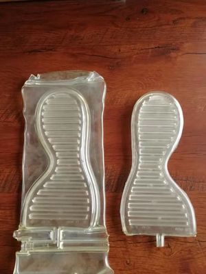 기계 50kg/H Pvc 중공 성형 14000kg을 만드는 2개의 색깔 신발 안창